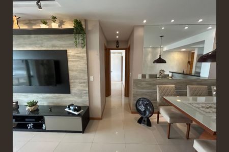 Apartamento à venda com 79m², 2 quartos e 1 vagaCorredor