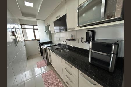 Apartamento à venda com 79m², 2 quartos e 1 vagaCozinha