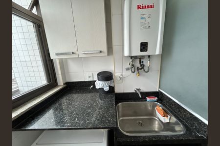 Apartamento à venda com 79m², 2 quartos e 1 vagaÁrea de Serviço