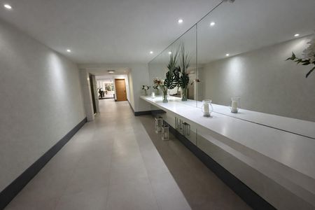 Apartamento à venda com 79m², 2 quartos e 1 vagaHall de entrada