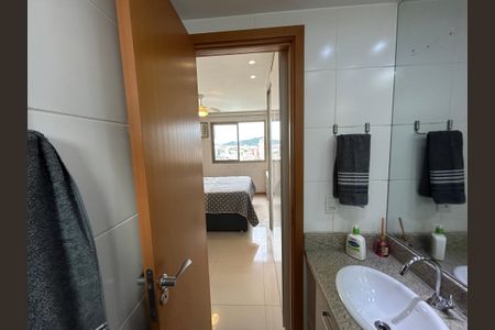 Apartamento à venda com 79m², 2 quartos e 1 vagaBanheiro da Suíte