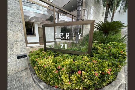 Apartamento à venda com 79m², 2 quartos e 1 vagaÁrea comum