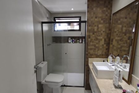 Apartamento à venda com 179m², 3 quartos e 3 vagasBanheiro 2