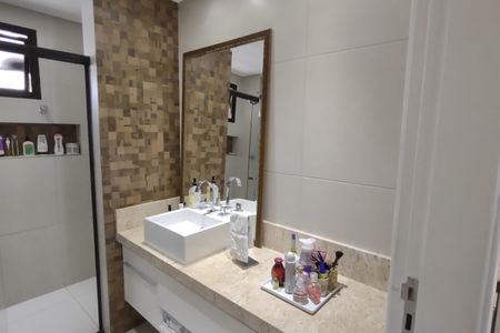 Apartamento à venda com 179m², 3 quartos e 3 vagasBanheiro 2