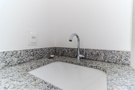 Apartamento à venda com 38m², 2 quartos e sem vagaBanheiro