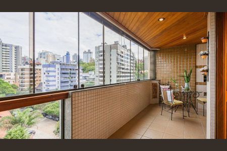 Apartamento para alugar com 70m², 1 quarto e 2 vagasVaranda