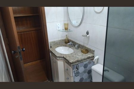 Apartamento para alugar com 100m², 3 quartos e 2 vagas Apartamento para alugar com 100m², 3 quartos e 2 vagasBanheiro
