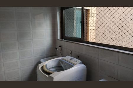 Apartamento para alugar com 100m², 3 quartos e 2 vagas Apartamento para alugar com 100m², 3 quartos e 2 vagasÁrea de serviço
