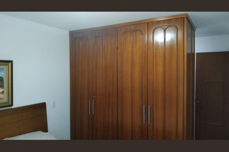 Apartamento para alugar com 100m², 3 quartos e 2 vagas Apartamento para alugar com 100m², 3 quartos e 2 vagasQuarto