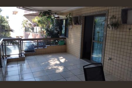 Apartamento para alugar com 100m², 3 quartos e 2 vagas Apartamento para alugar com 100m², 3 quartos e 2 vagasVaranda
