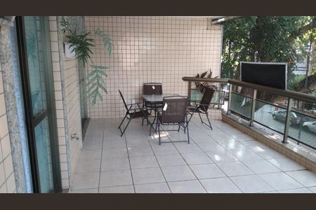 Apartamento para alugar com 100m², 3 quartos e 2 vagas Apartamento para alugar com 100m², 3 quartos e 2 vagasVaranda