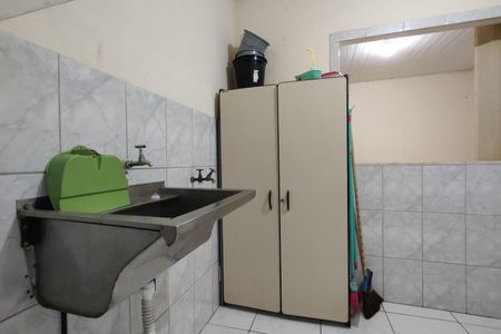 Casa à venda com 100m², 3 quartos e sem vagaÁrea de Serviço