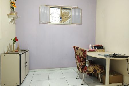 Casa à venda com 100m², 3 quartos e sem vagaQuarto 3