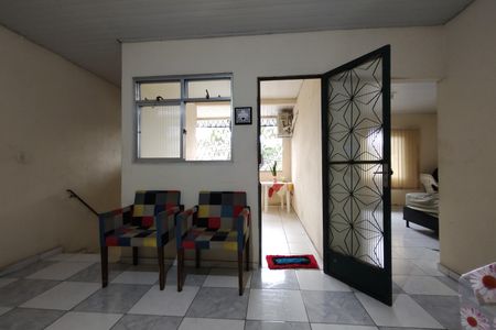 Casa à venda com 100m², 3 quartos e sem vagaSala