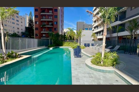 Studio à venda com 22m², 1 quarto e sem vaga Studio à venda com 22m², 1 quarto e sem vagaPiscina