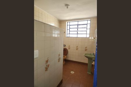 Casa para alugar com 169m², 3 quartos e 5 vagasBanheiro