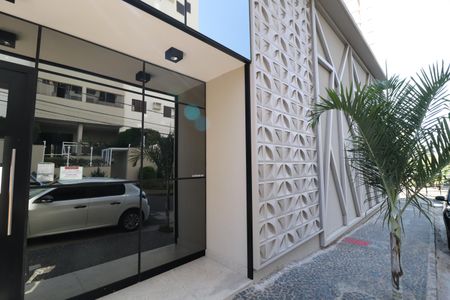 Apartamento para alugar com 35m², 1 quarto e 1 vagaFachada e portaria