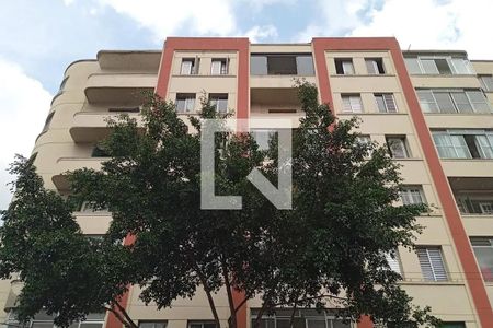 Apartamento para alugar com 74m², 2 quartos e sem vagaFachada