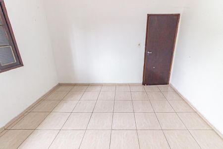 Casa para alugar com 180m², 3 quartos e 3 vagas Casa para alugar com 180m², 3 quartos e 3 vagasQuarto 2