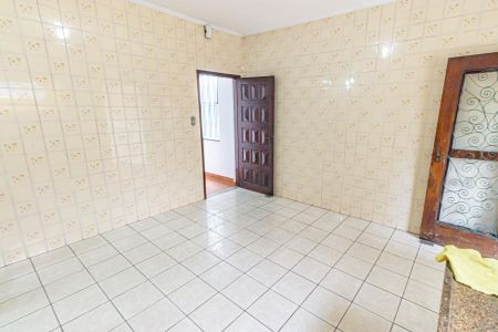 Casa para alugar com 180m², 3 quartos e 3 vagas Casa para alugar com 180m², 3 quartos e 3 vagasCozinha