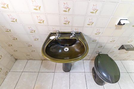 Casa para alugar com 180m², 3 quartos e 3 vagas Casa para alugar com 180m², 3 quartos e 3 vagasBanheiro 2