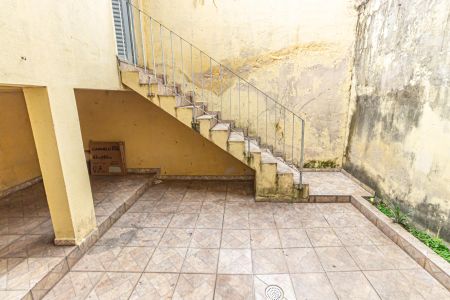 Casa para alugar com 180m², 3 quartos e 3 vagas Casa para alugar com 180m², 3 quartos e 3 vagasQuintal