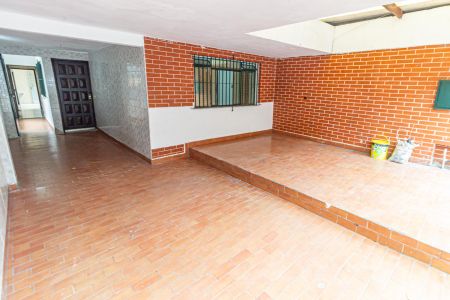Casa para alugar com 180m², 3 quartos e 3 vagas Casa para alugar com 180m², 3 quartos e 3 vagasGaragem