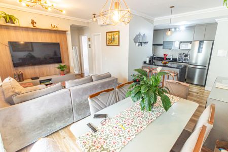 Apartamento à venda com 73m², 2 quartos e 2 vagasSala