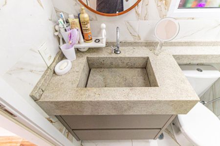 Apartamento à venda com 73m², 2 quartos e 2 vagasBanheiro