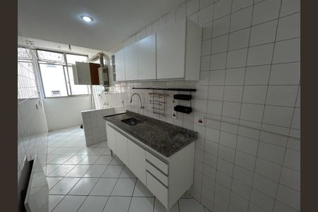 Apartamento à venda com 55m², 2 quartos e 1 vagaCozinha