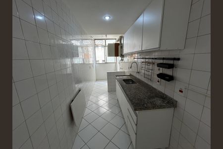 Apartamento à venda com 55m², 2 quartos e 1 vagaCozinha
