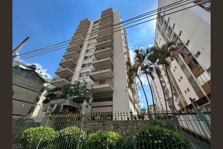 Apartamento à venda com 55m², 2 quartos e 1 vagaFachada