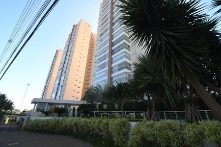 Apartamento para alugar com 113m², 2 quartos e 2 vagasFachada e portaria