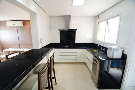 Apartamento para alugar com 113m², 2 quartos e 2 vagasCozinha