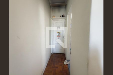 Corredor de apartamento para alugar com 3 quartos, 70m² em Olaria, Rio de Janeiro