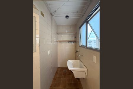 Apartamento à venda com 65m², 2 quartos e 1 vagacozinha serviço