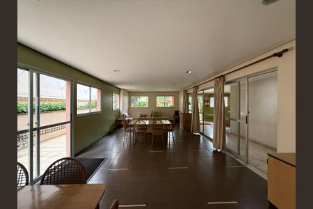 Apartamento à venda com 65m², 2 quartos e 1 vagaÁrea comum - Salão de festas