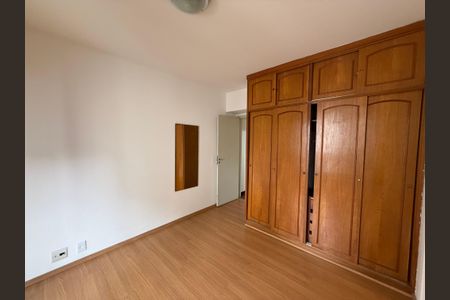 Apartamento à venda com 65m², 2 quartos e 1 vagasuite