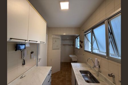 Apartamento à venda com 65m², 2 quartos e 1 vagaCozinha