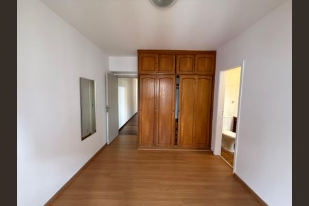 Apartamento à venda com 65m², 2 quartos e 1 vagasuite