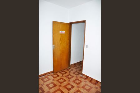 Casa para alugar com 200m², 2 quartos e 1 vaga Casa para alugar com 200m², 2 quartos e 1 vagaDetalhe - Quarto 02