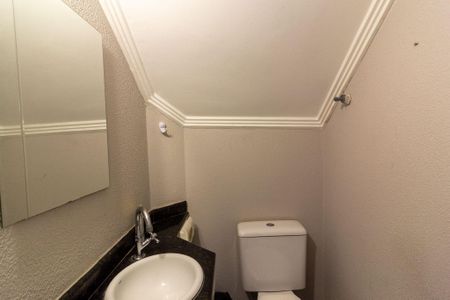 Casa à venda com 246m², 3 quartos e 1 vagaLavabo