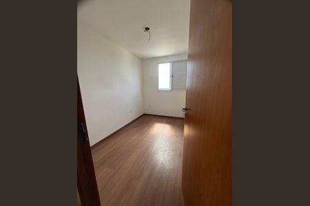 Apartamento à venda com 45m², 2 quartos e 1 vagaQuarto