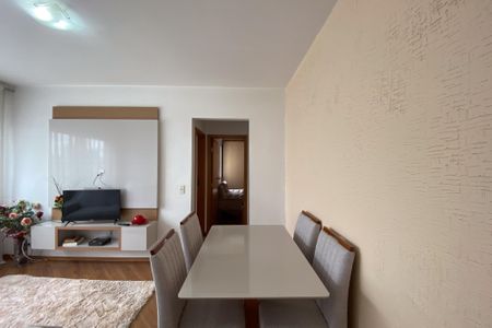 Apartamento à venda com 72m², 2 quartos e sem vagaSala