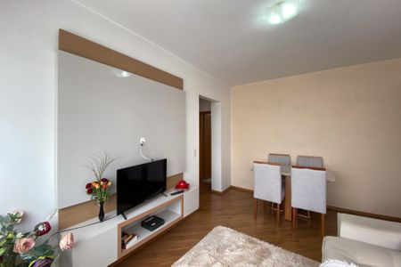 Apartamento à venda com 72m², 2 quartos e sem vagaSala