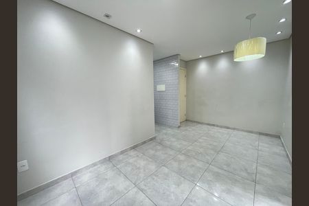 Sala de apartamento para alugar com 2 quartos, 40m² em Jardim D’abril, São Paulo