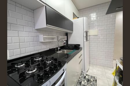 Apartamento para alugar com 40m², 2 quartos e sem vagaCozinha e Área de Serviço