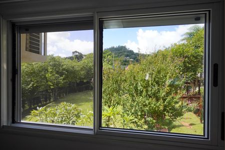 Casa de condomínio à venda com 190m², 3 quartos e 2 vagasQuarto 2 - vista