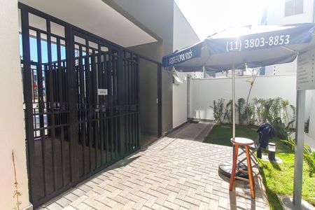 Apartamento para alugar com 38m², 2 quartos e sem vaga Apartamento para alugar com 38m², 2 quartos e sem vagaEntrada