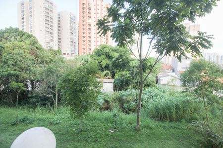 Vista do Quarto 1 de apartamento para alugar com 2 quartos, 41m² em Vila Scarpelli, Santo André